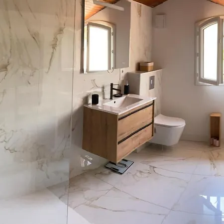 Magnifique Avec Piscine Villa *