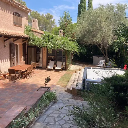Magnifique Avec Piscine Villa *