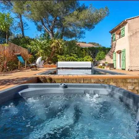 Βίλα Magnifique Avec Piscine *